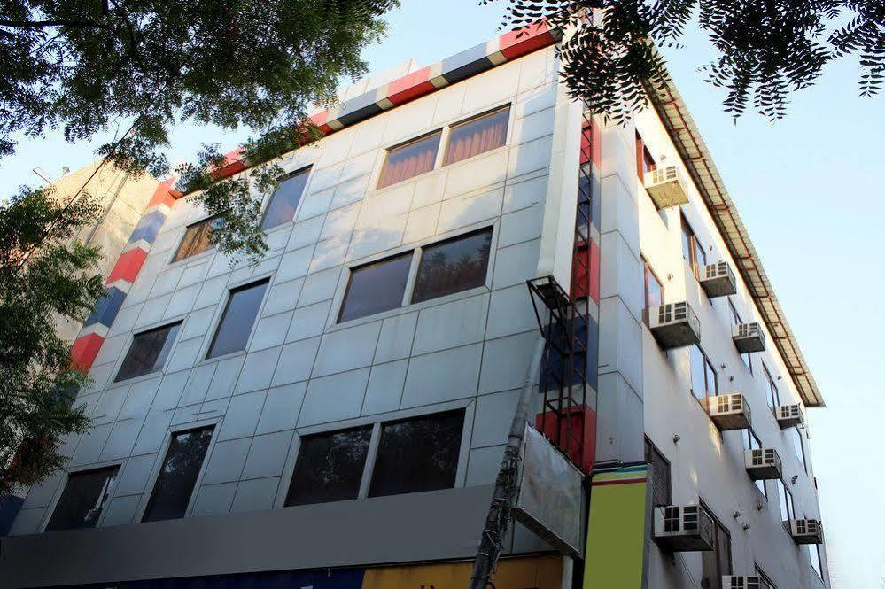 Hotel Siam International Delhi  Ngoại thất bức ảnh