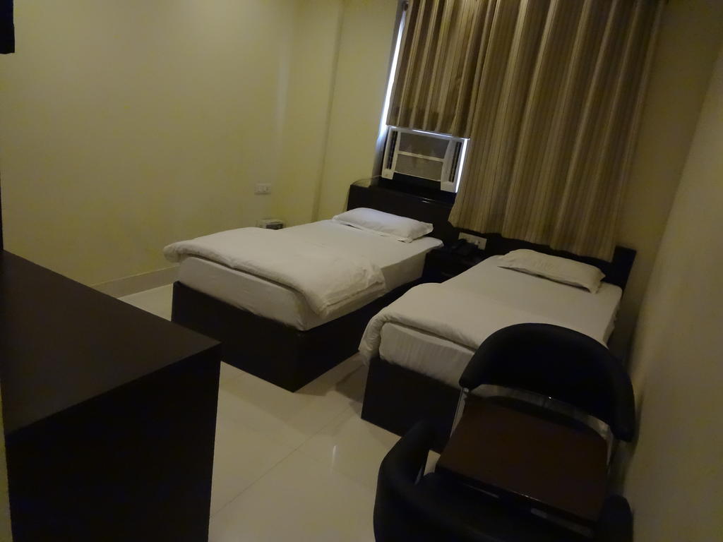 Hotel Siam International Delhi  Phòng bức ảnh